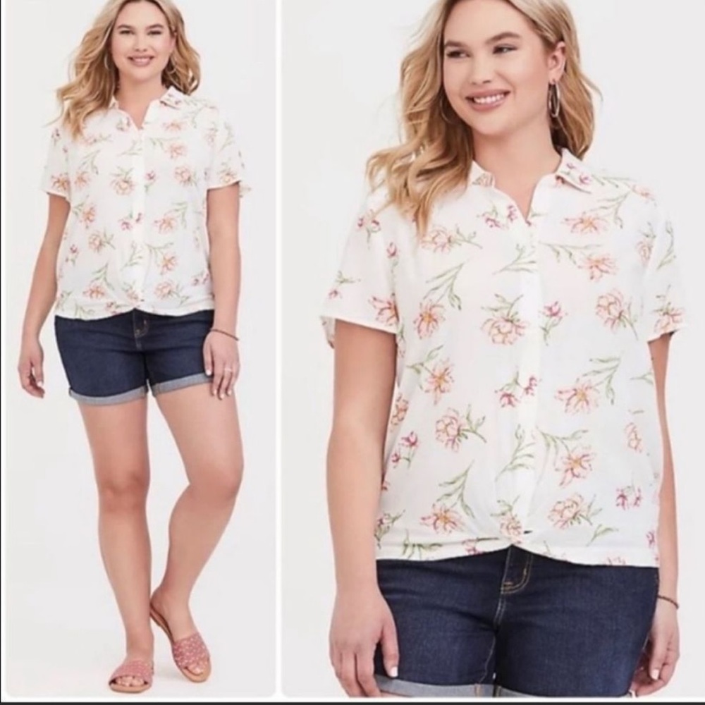 Torrid Floral Crepe Button Down Top knot short sleeve size XL 0
